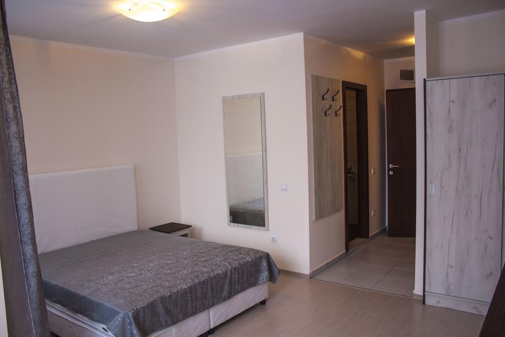 Aparthotel Borovets Gardens Esterno foto
